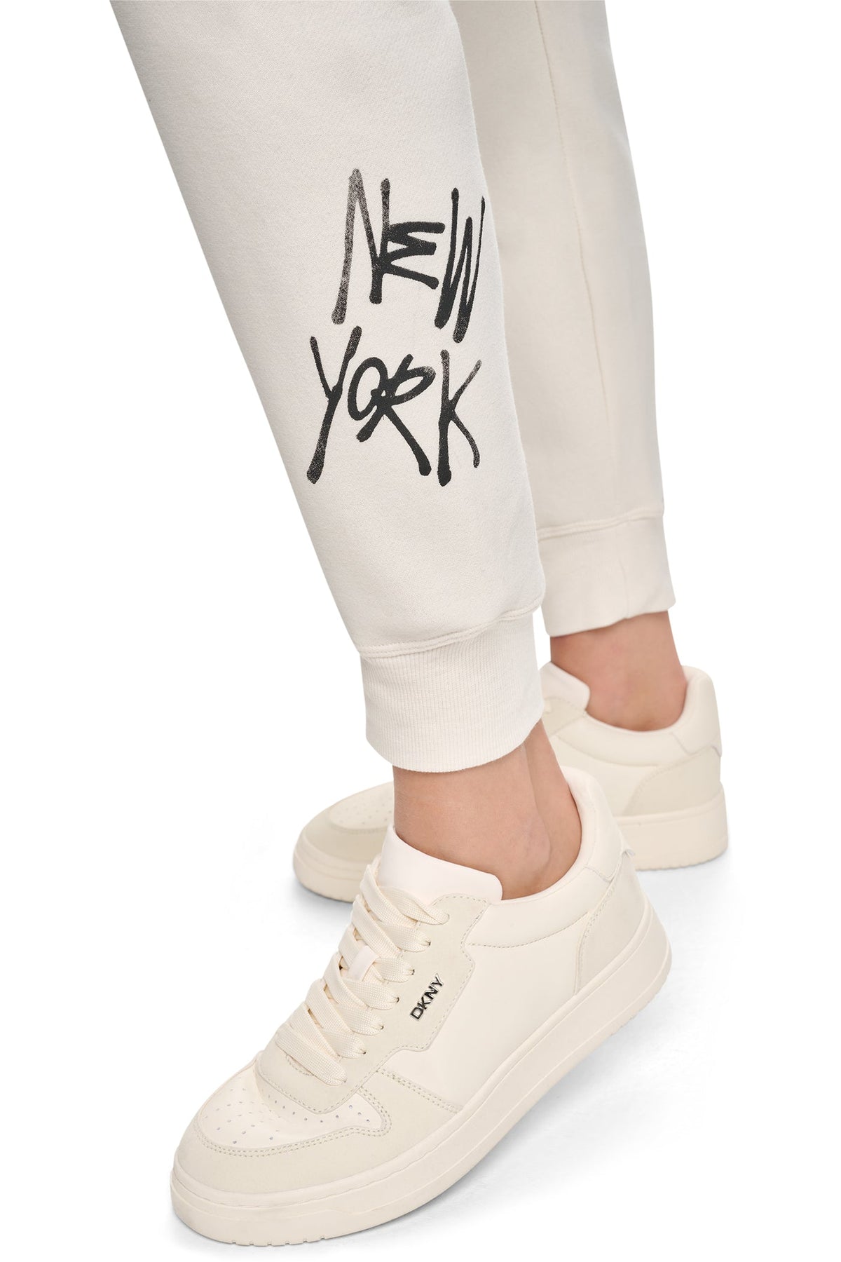 MID-RISE GRAFFITI RHINESTONE LOGO JOGGER Pearl Grey Heather | DKNY