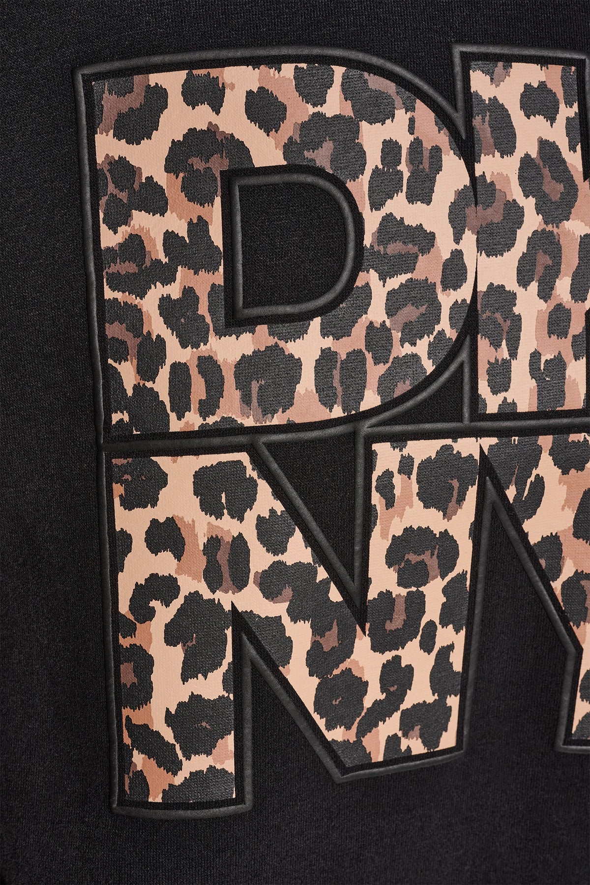 ANIMAL PRINT LOGO SWEATSHIRT Black | DKNY