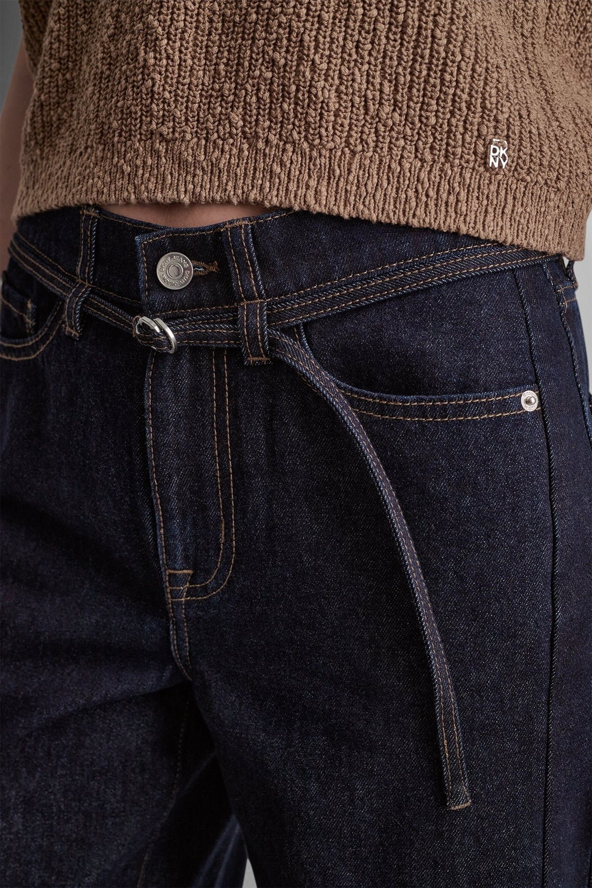 MID-RISE BARREL JEAN Fearless | DKNY