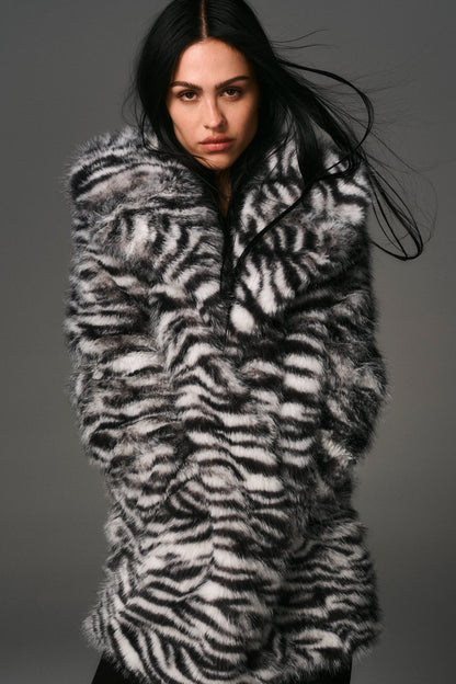 FAUX FUR SNOW LEOPARD JACKET Black/White | DKNY