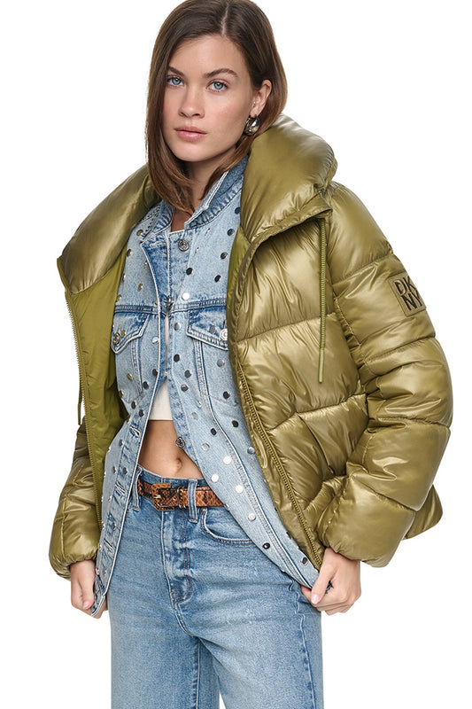 QUILTED PUFFER WITH DRAMA COLLAR Metallic Espresso | DKNY