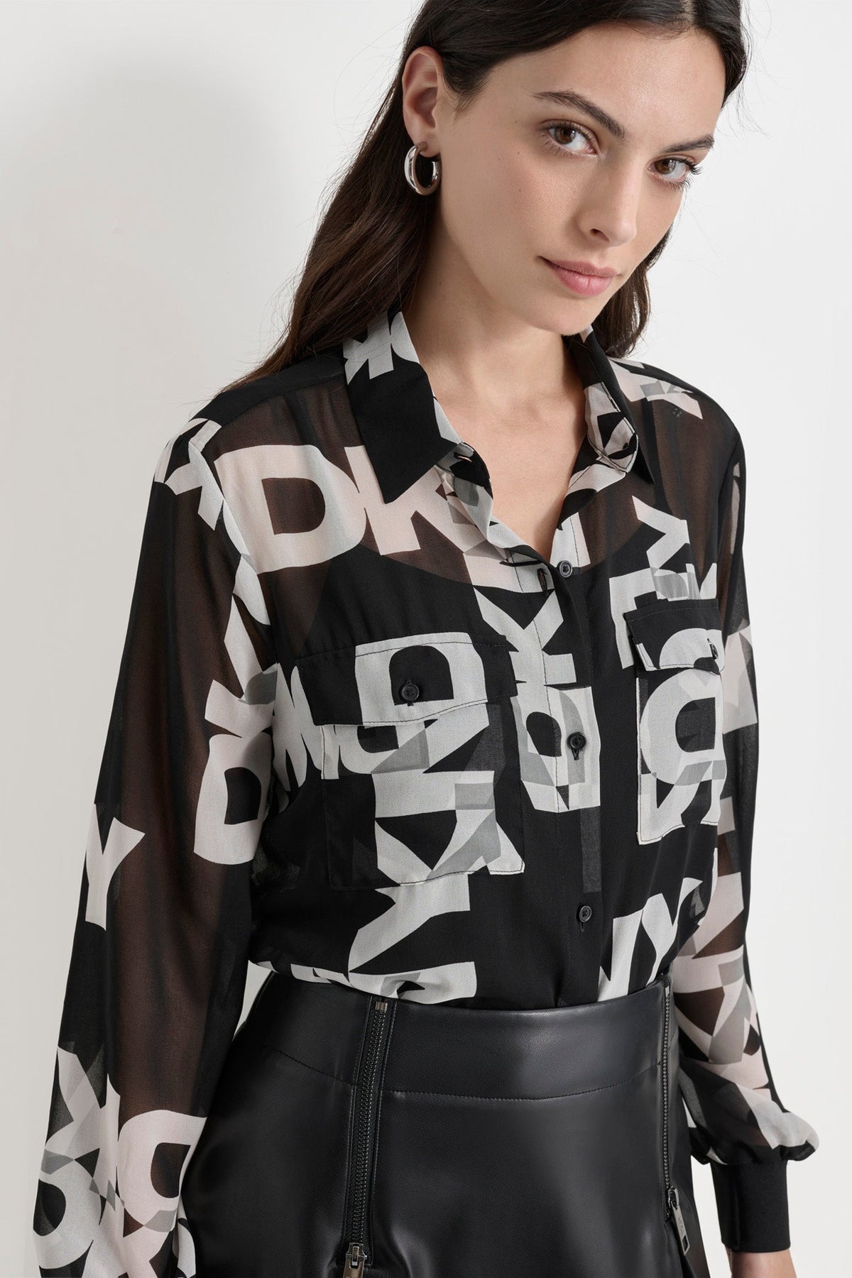 CHIFFON LOGO SHIRT BLACK/IVORY | DKNY