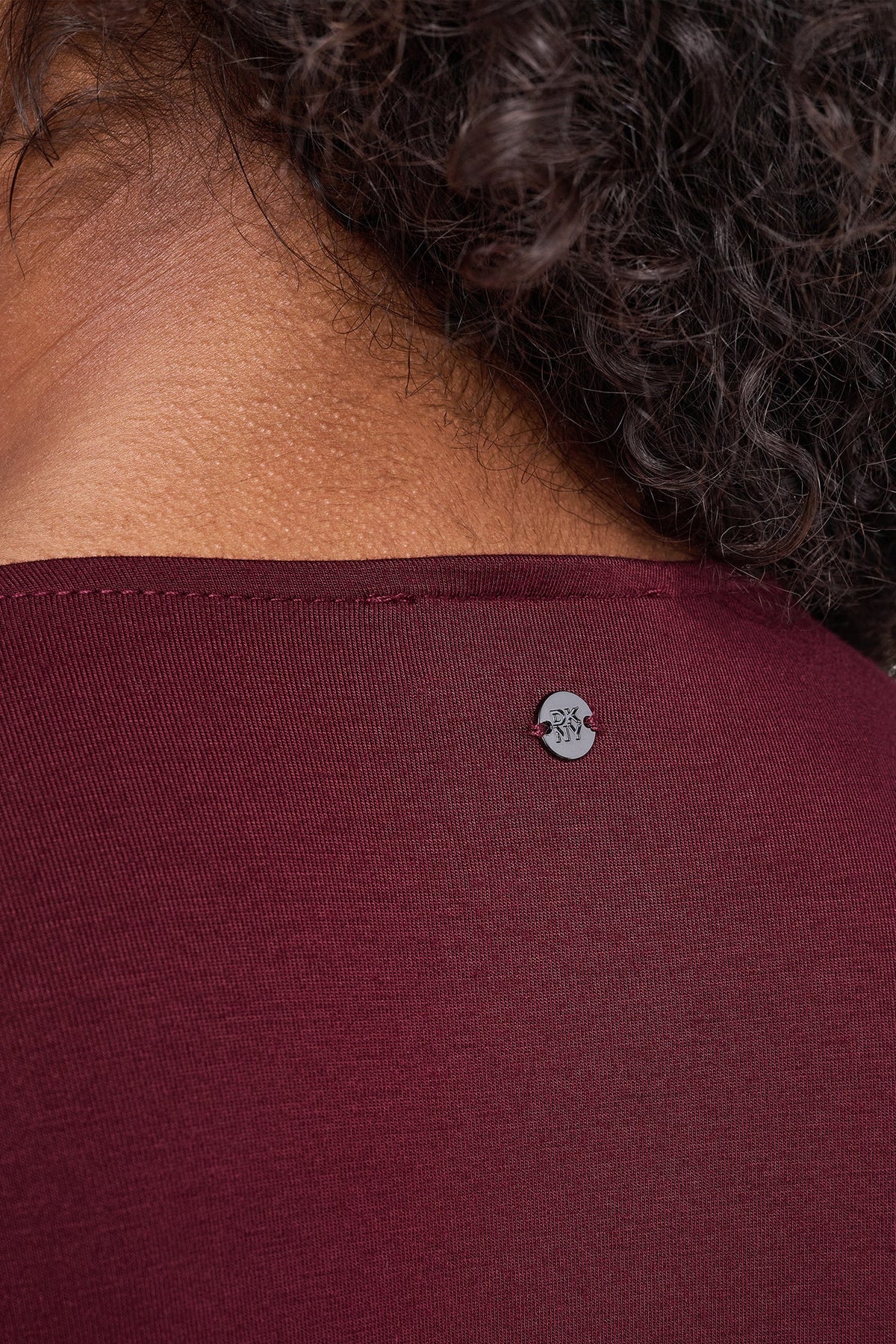 V-NECK BLOUSE Cabernet | DKNY