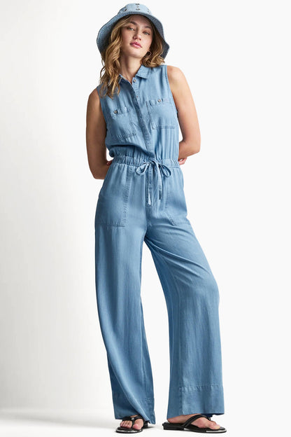 SLEEVELESS JUMPSUIT WITH COLLAR NECKLINE Chambray | DKNY