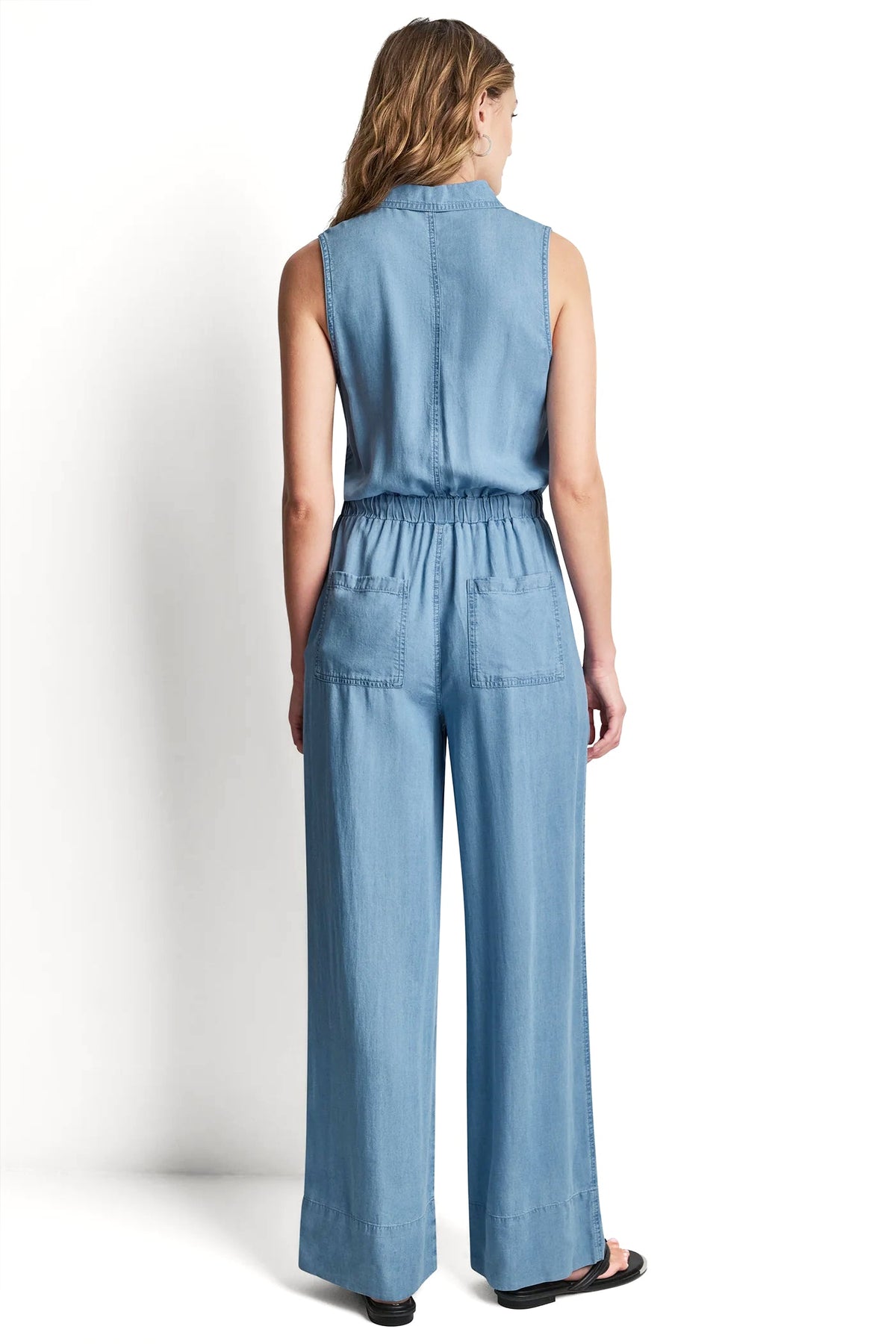 SLEEVELESS JUMPSUIT WITH COLLAR NECKLINE Chambray | DKNY