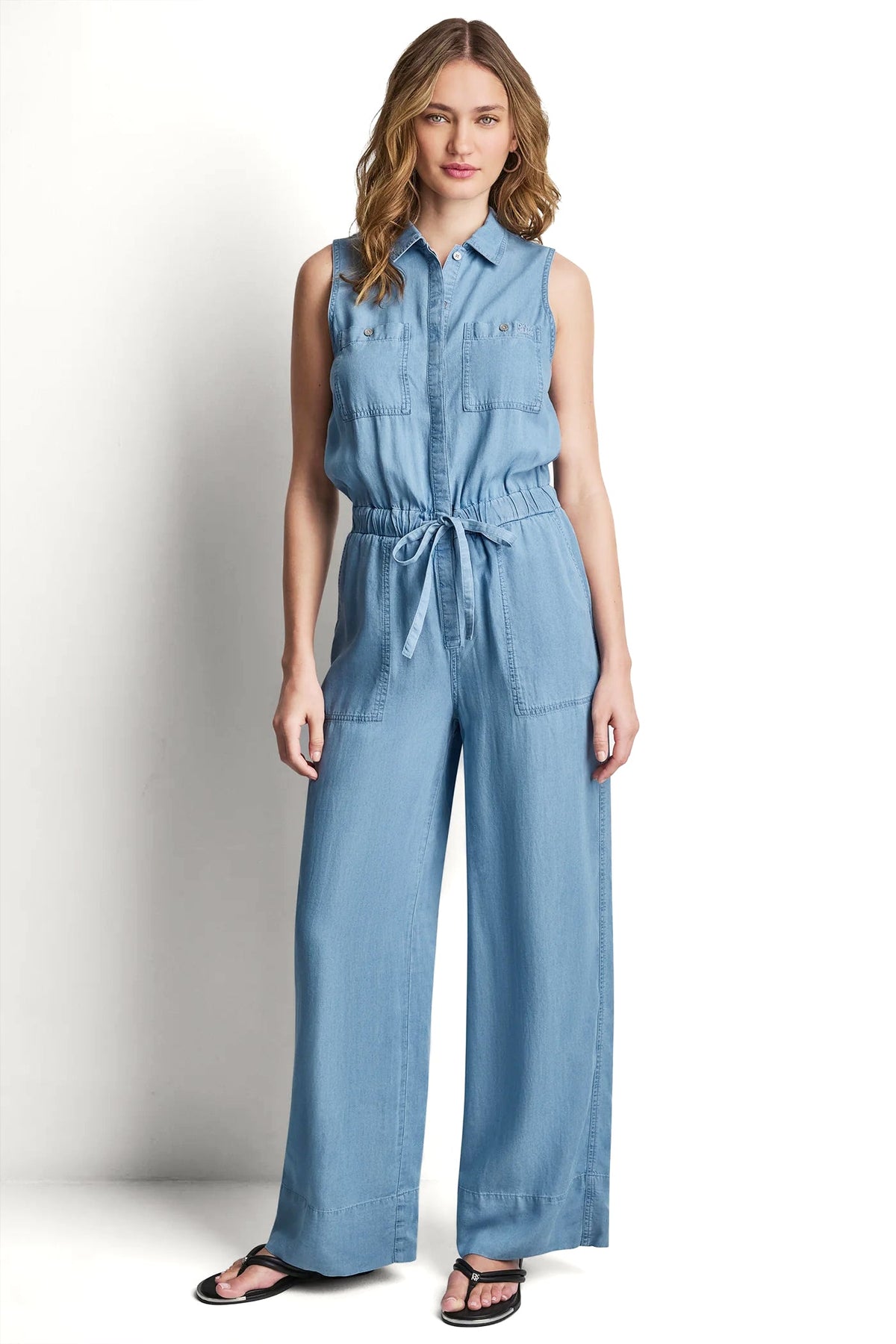 SLEEVELESS JUMPSUIT WITH COLLAR NECKLINE Chambray | DKNY