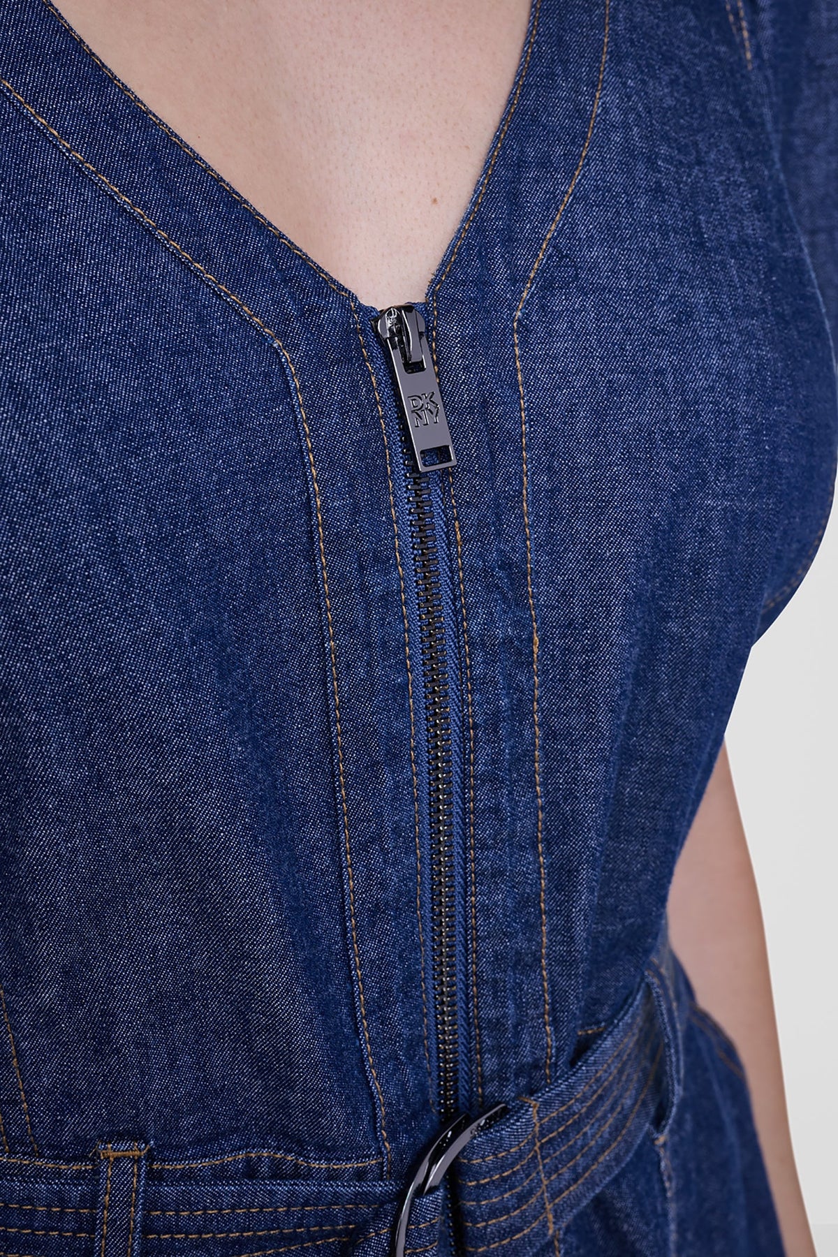 PUFF SLEEVE BELTED DENIM DRESS Crosby Wash | DKNY