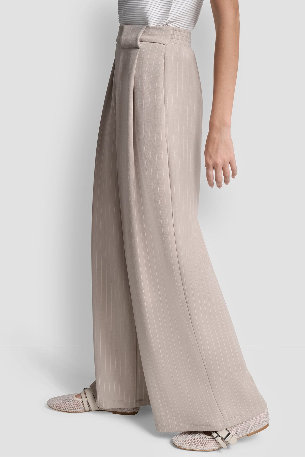PINSTRIPED PLEATED STRAIGHT-LEG PULL-ON PANT Black | DKNY