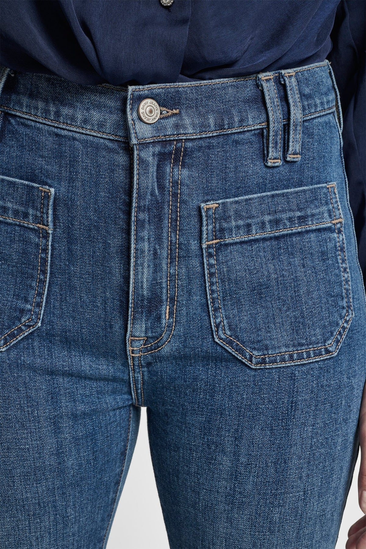 HIGH-RISE FLARE JEAN HYLAN | DKNY