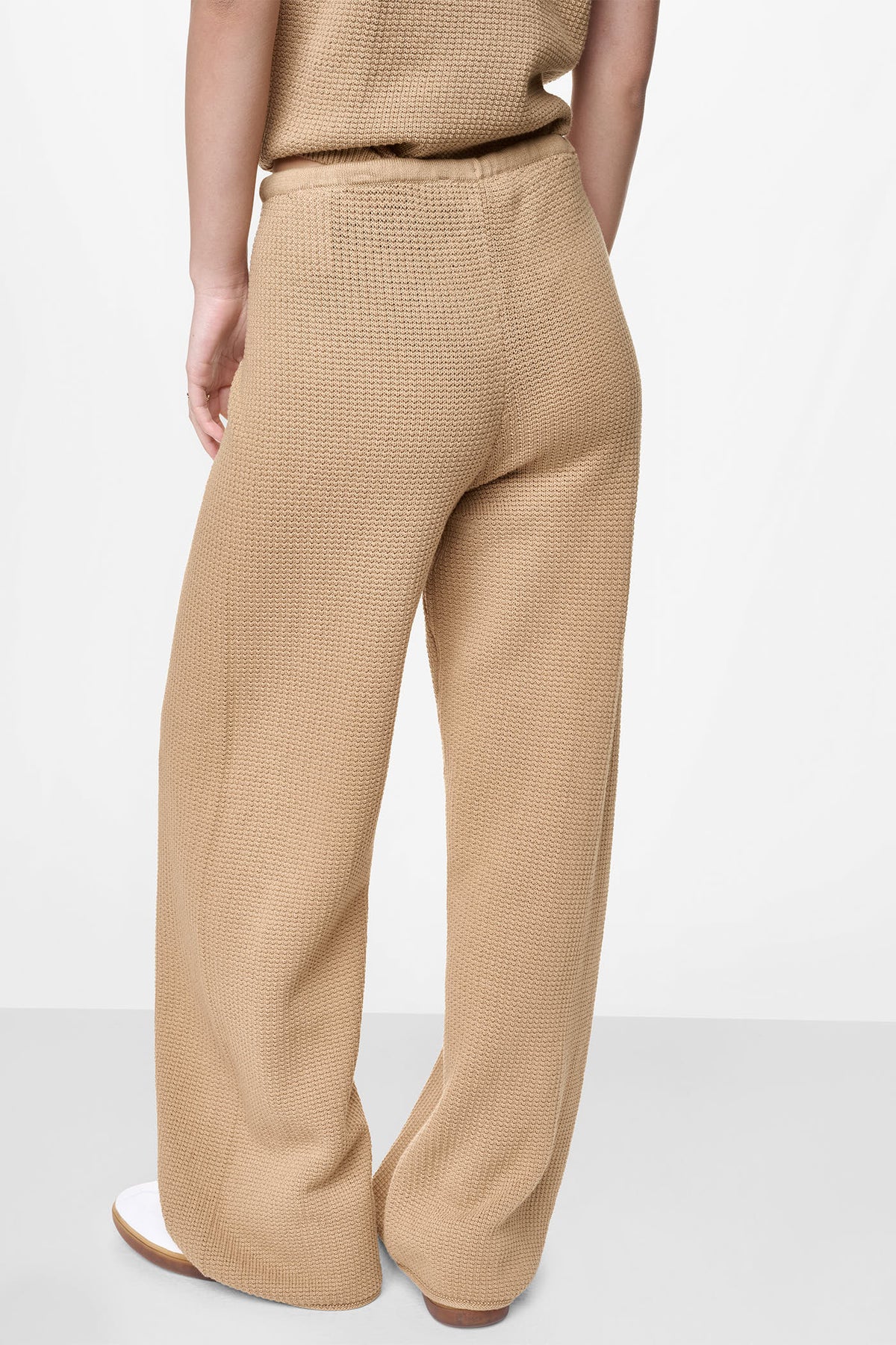 TUCK STITCH HIGH-RISE DRAWSTRING PANT Travertine | DKNY