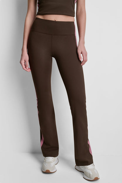 BALANCE COMPRESSION SIDE STRIPE FLARE LEGGING Espresso/Mesa Rose | DKNY