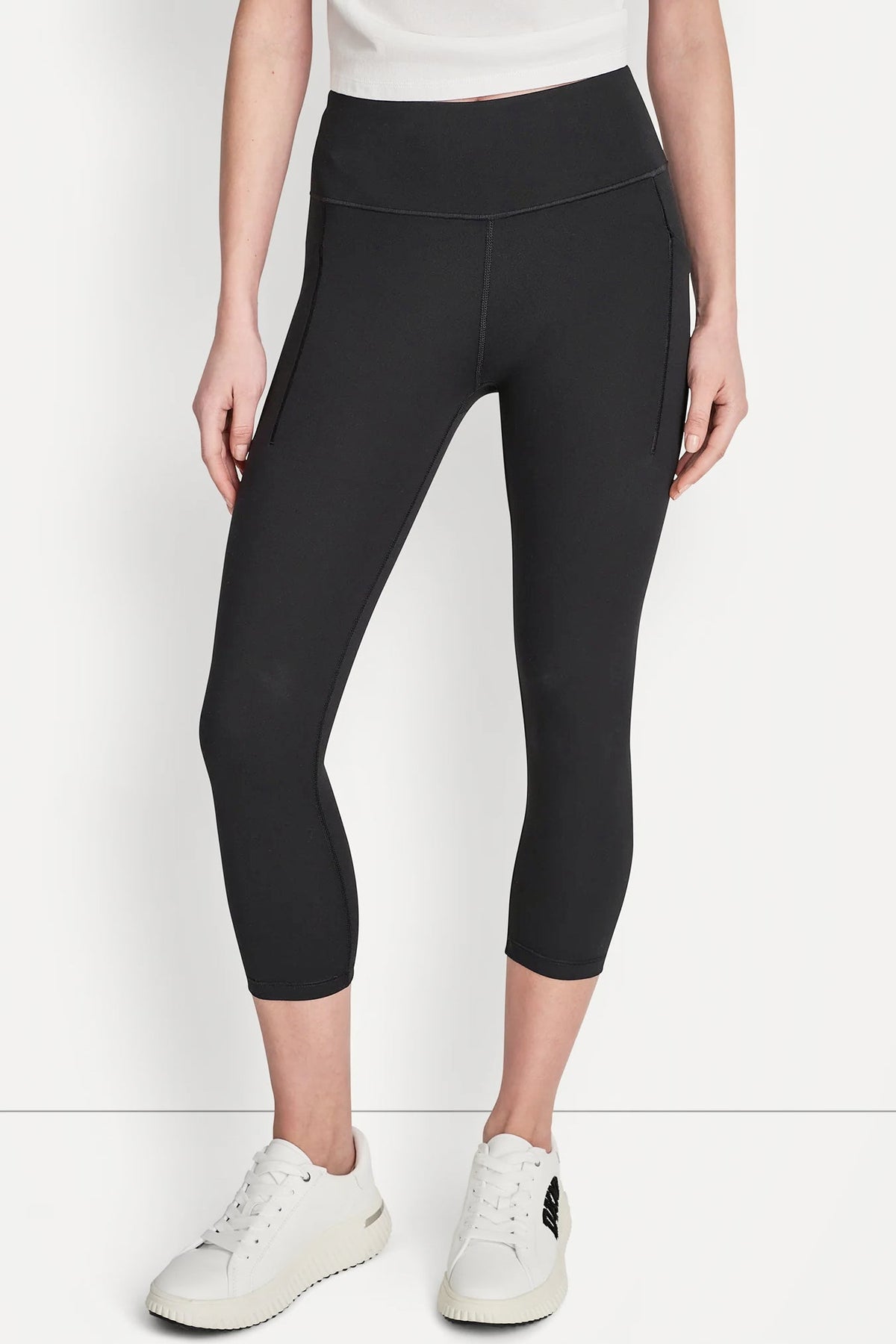 BALANCE COMPRESSION HIGH-WAIST CROPPED LEGGING Black | DKNY