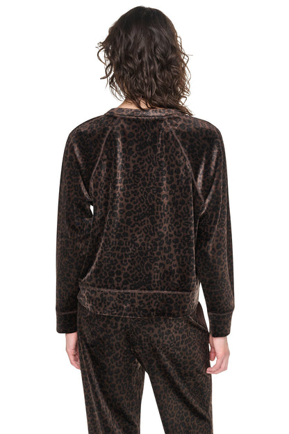VELOUR ANIMAL PRINT PULLOVER Espresso Leopard Print | DKNY