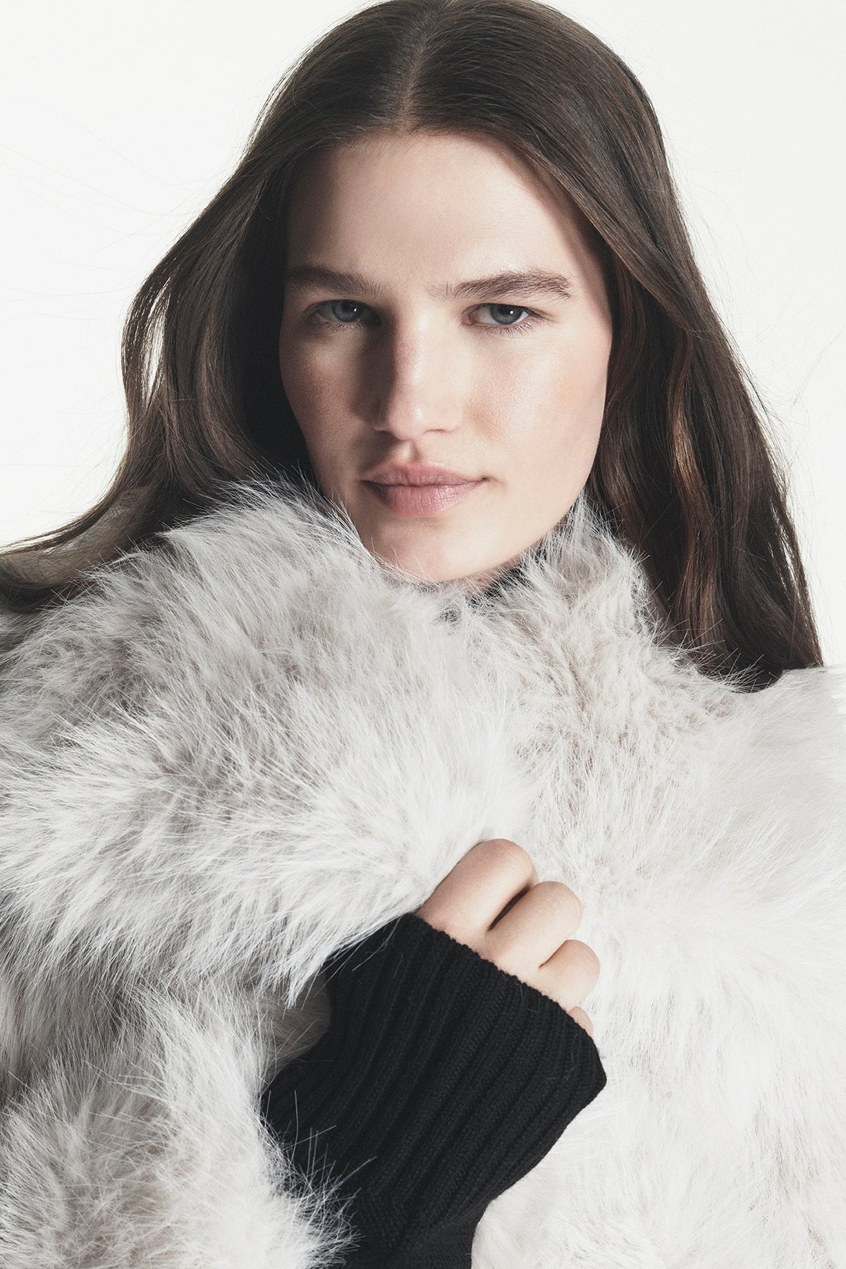 SHORT FAUX FUR JACKET Cream | DKNY