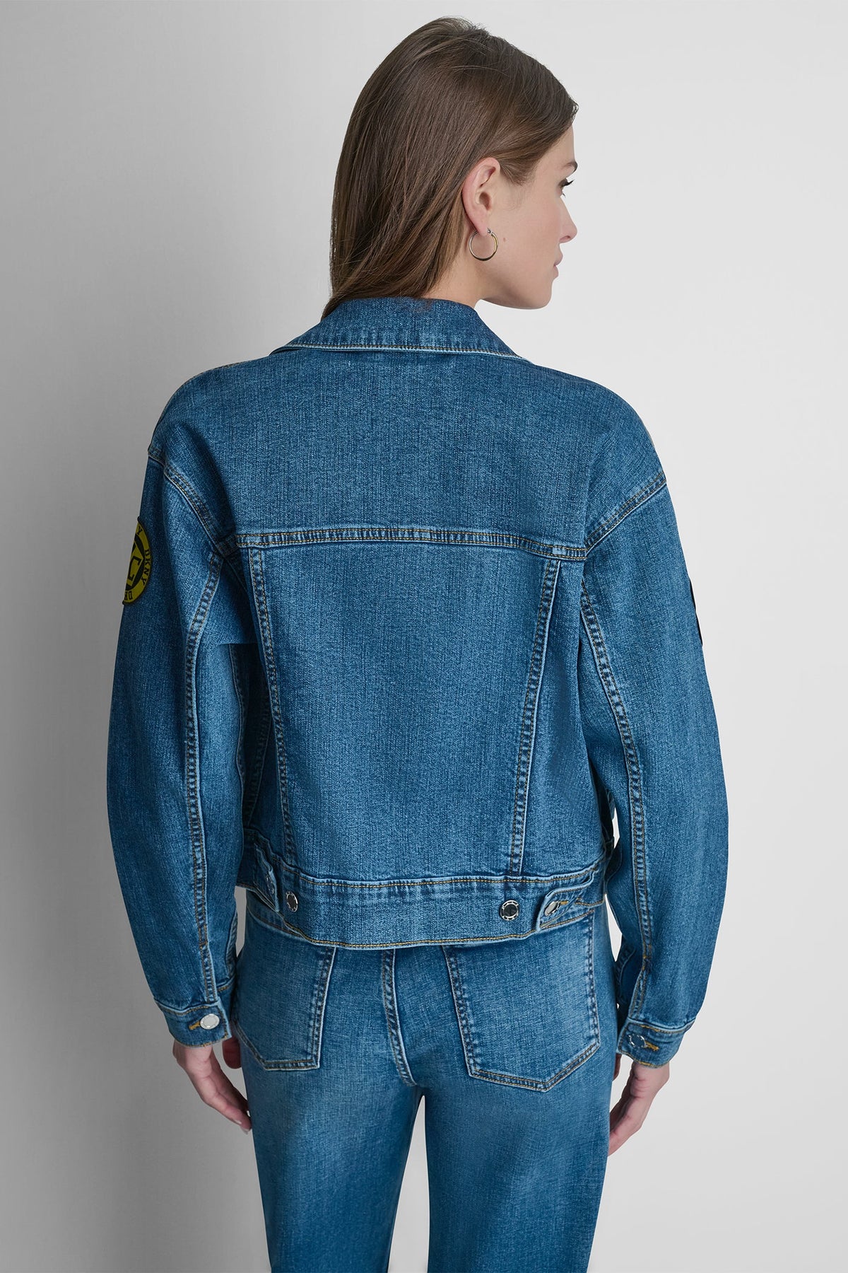 DENIM PINS AND PATCHES TRUCKER JACKET Tribeca | DKNY