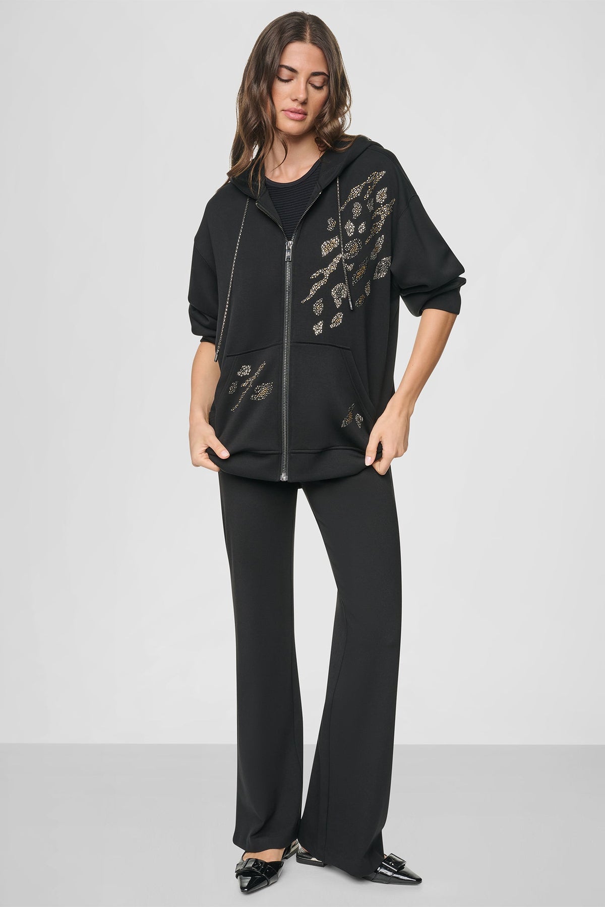 STUDDED ANIMAL PRINT HOODIE Black | DKNY