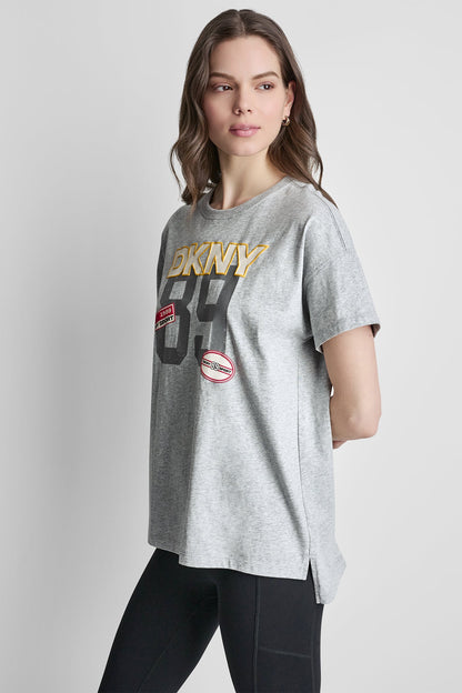 CAMPUS PATCH DROP SHOULDER TEE Eggnog | DKNY