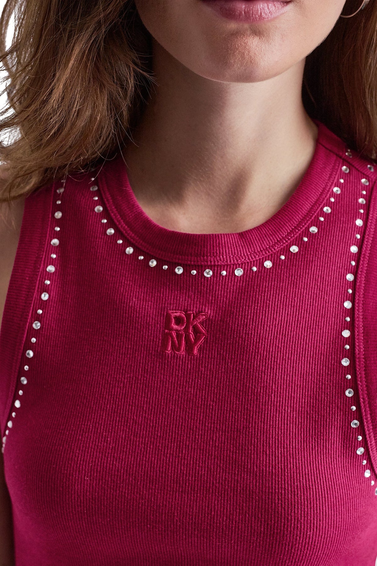 RHINESTONES AND DOME STUDS RIB TANK Beet | DKNY