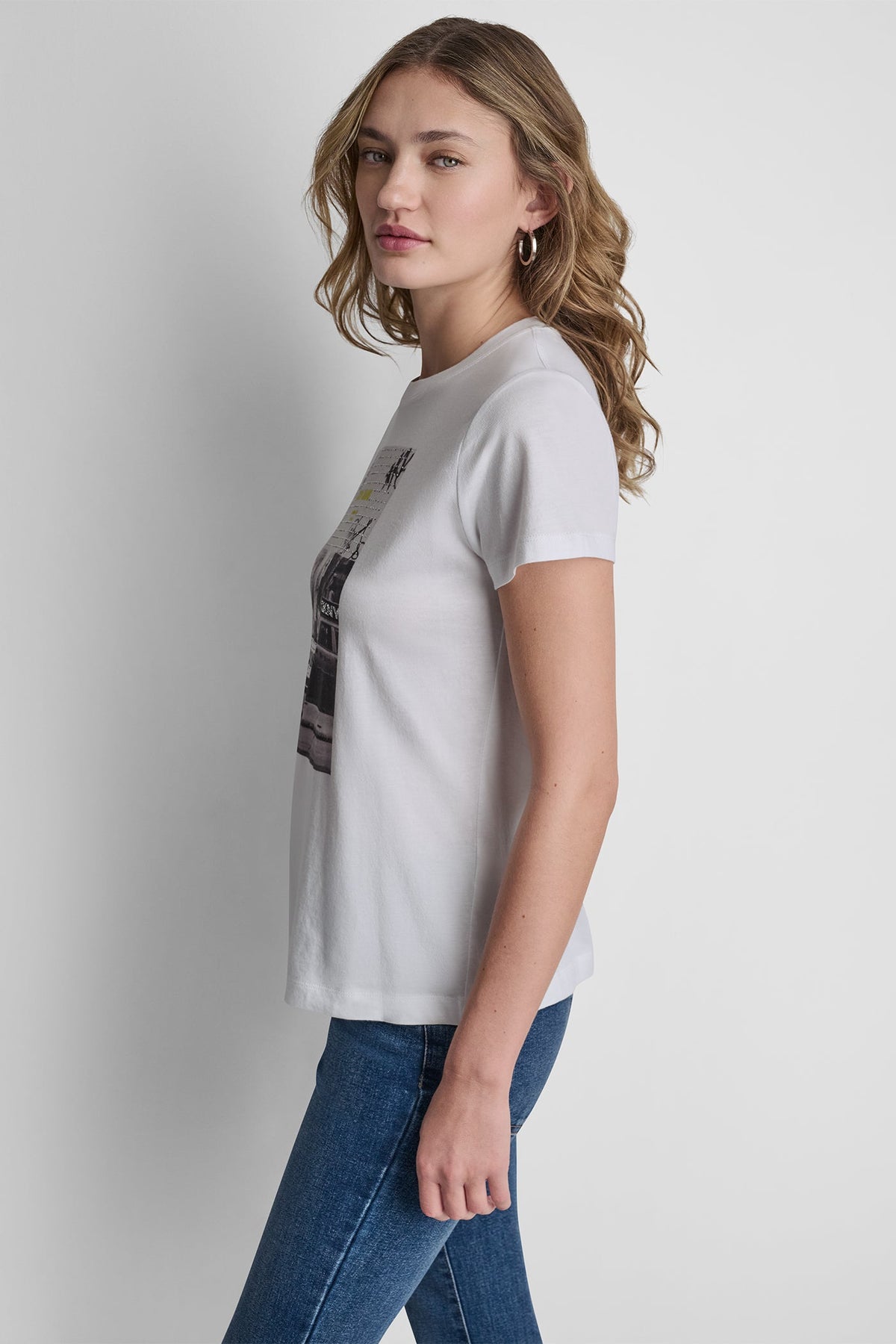 DKNY PHOTOREAL LOGO CREW NECK TEE White/Black Combo | DKNY