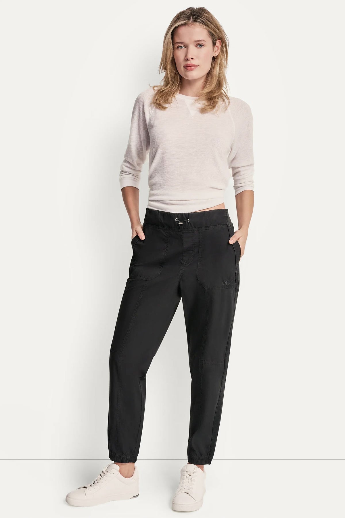 HIGH-RISE SLIM UTILITY JOGGER Black | DKNY