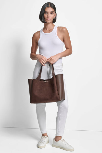 WILLA TOTE AGED WINE | DKNY