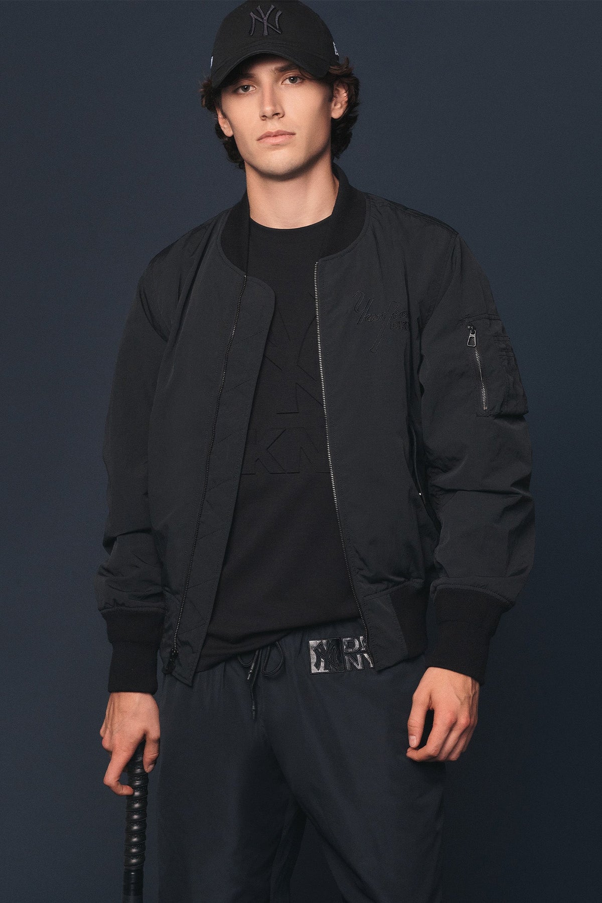 DKNY X YANKEES PLAYER’S JACKET Black | DKNY