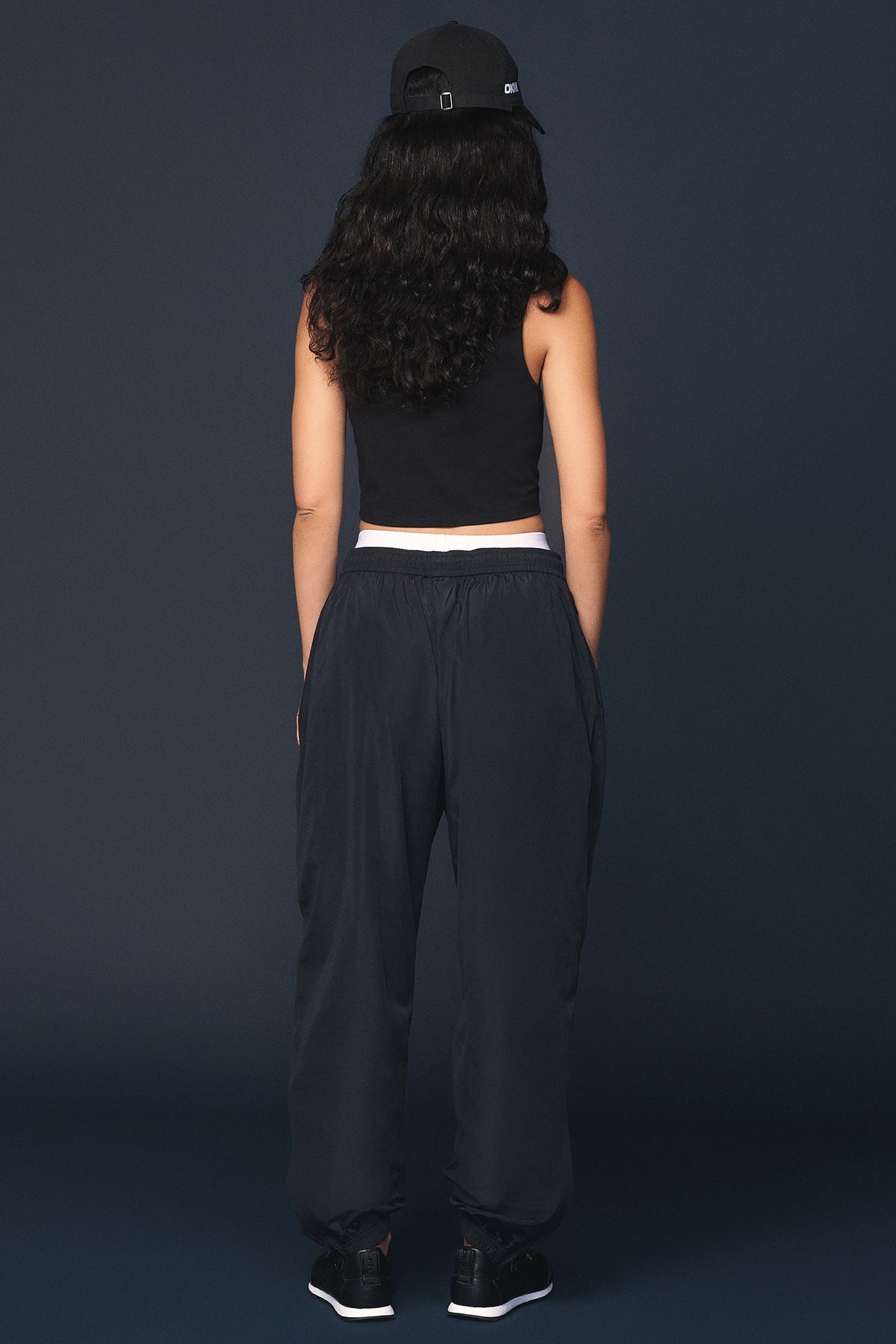 DKNY X YANKEES EMBROIDERED TRACK PANT Black | DKNY
