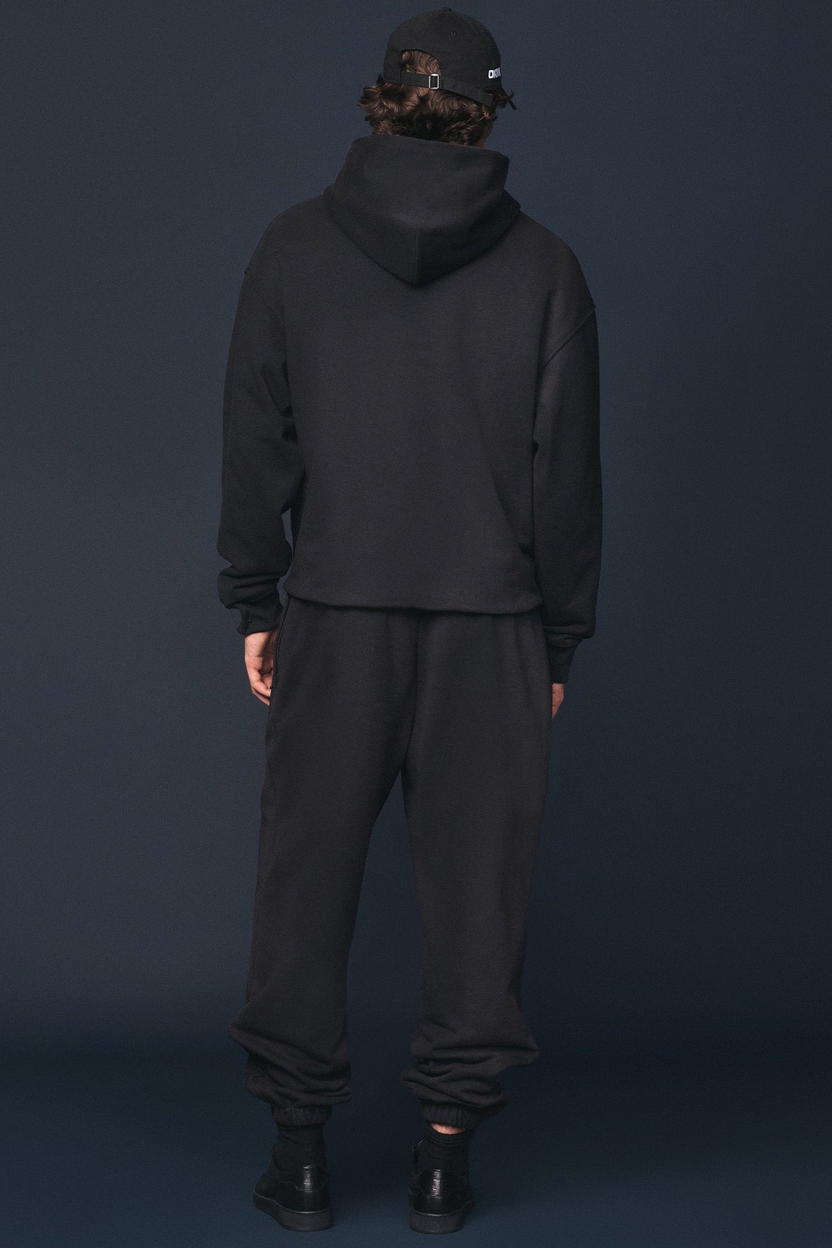 DKNY X YANKEES EMBELLISHED HOODIE Black | DKNY