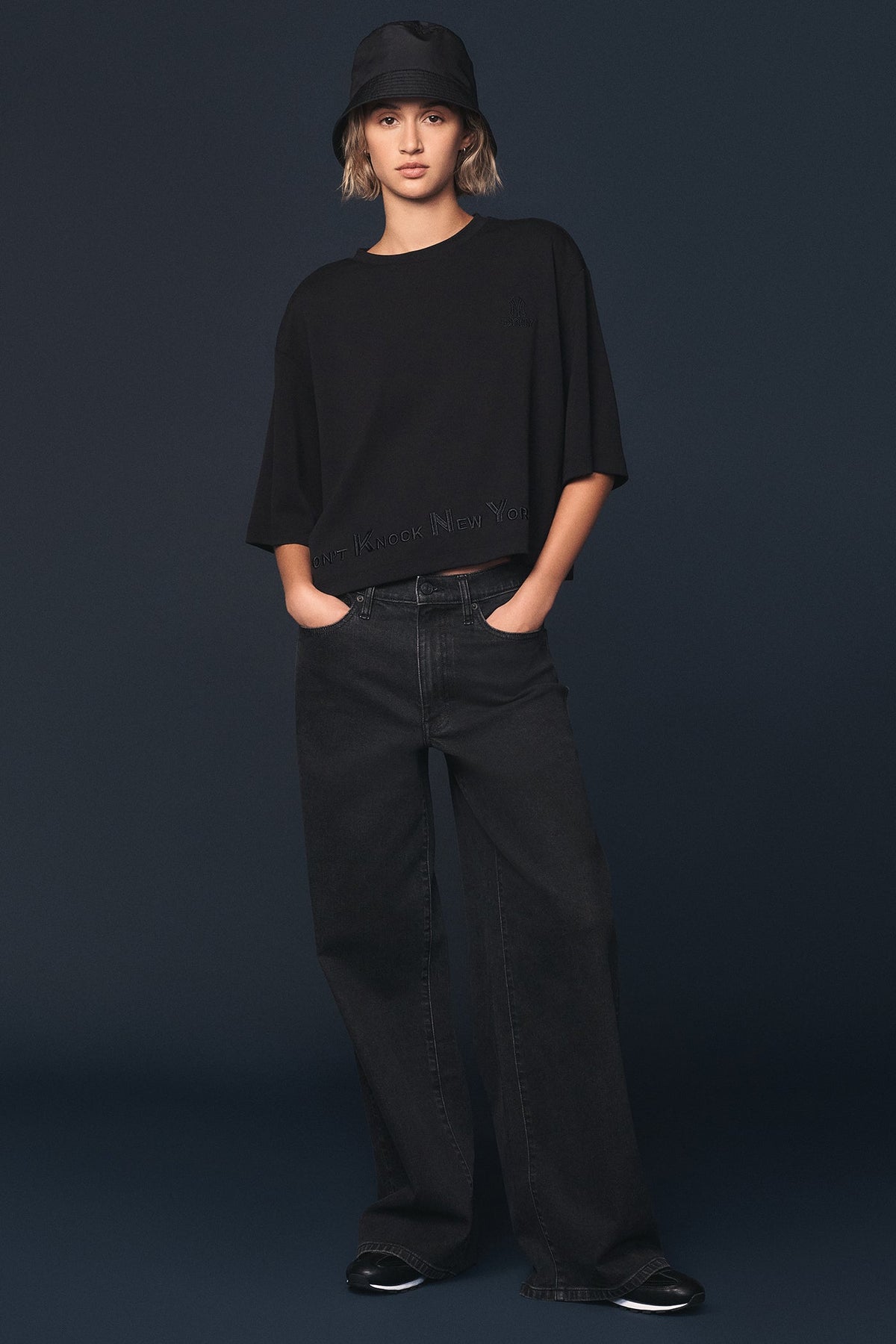 DKNY X YANKEES CROPPED TEE Black | DKNY