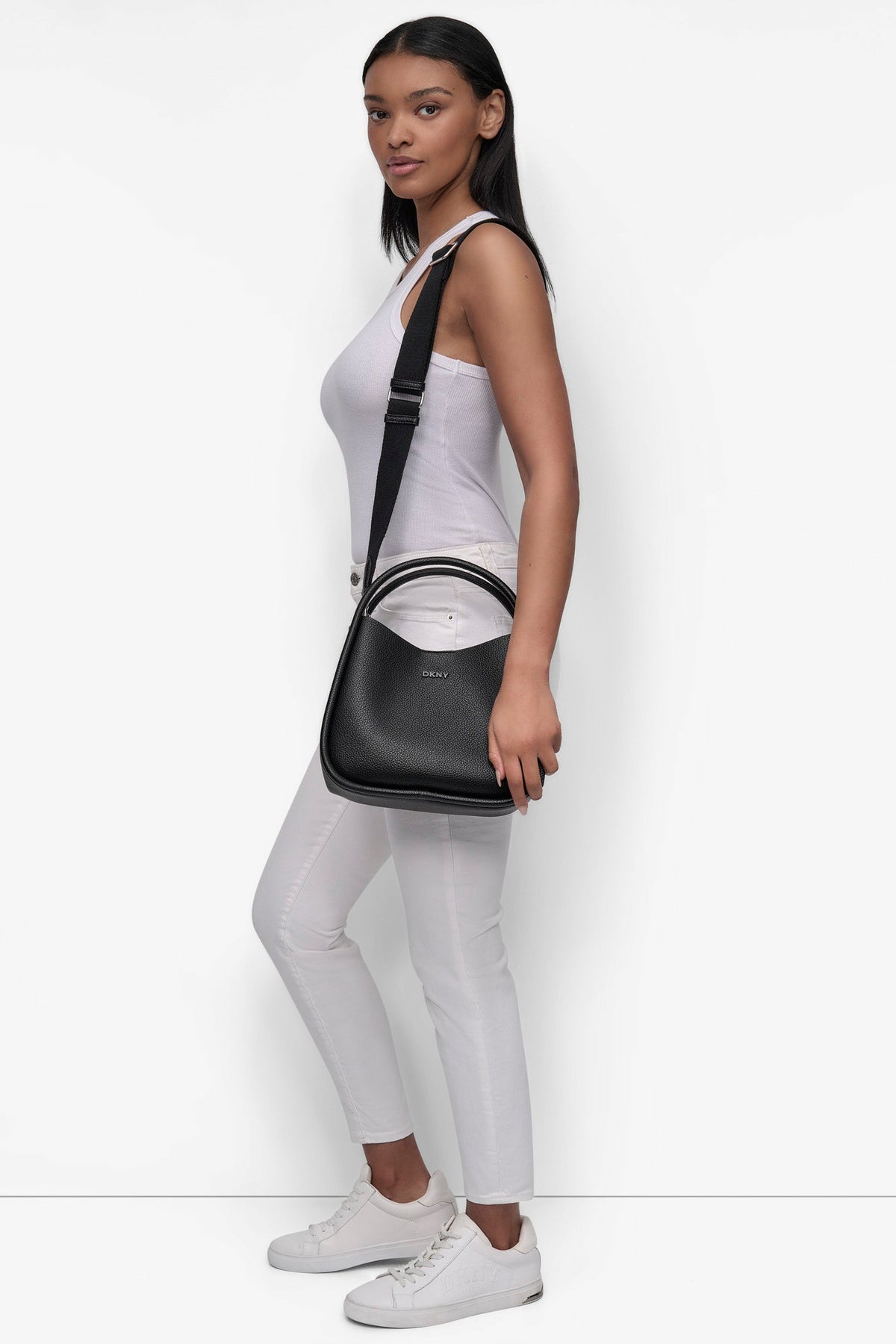 CAPRI MEDIUM HOBO BAG BLACK/SILVER | DKNY