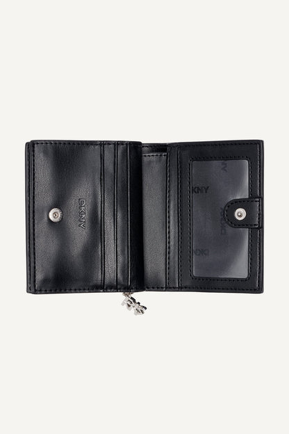 SARAH BIFOLD ZIP WALLET Chino/Cappuccino | DKNY