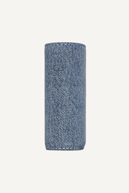 SARAH BIFOLD ZIP WALLET Denim/Black | DKNY