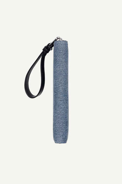 SARAH LARGE ZIP AROUND WALLET Denim/Black | DKNY