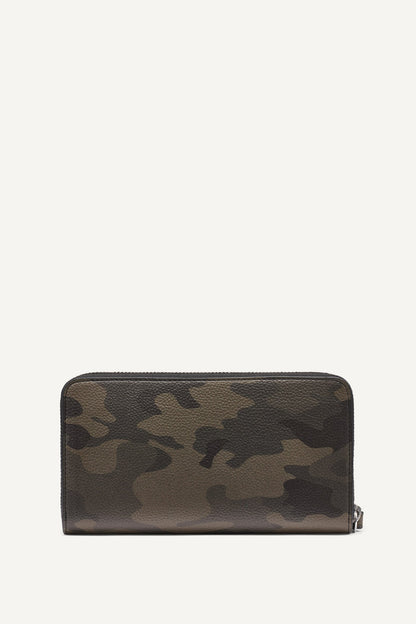 HADLEE LARGE ZIP AROUND WALLET WITH WRISTLET Camouflage | DKNY