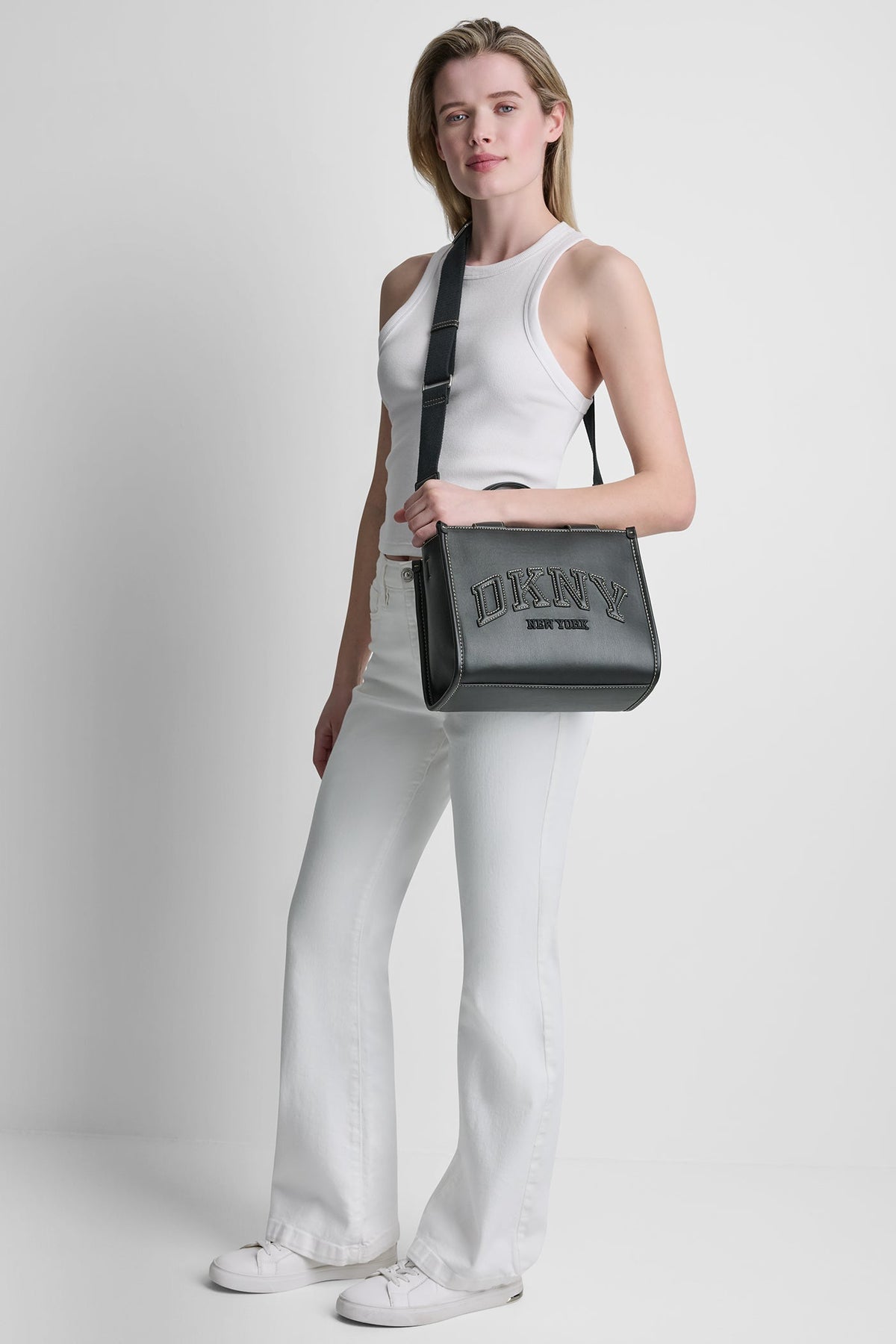 HADLEE SMALL LOGO TOTE Marshmallow | DKNY