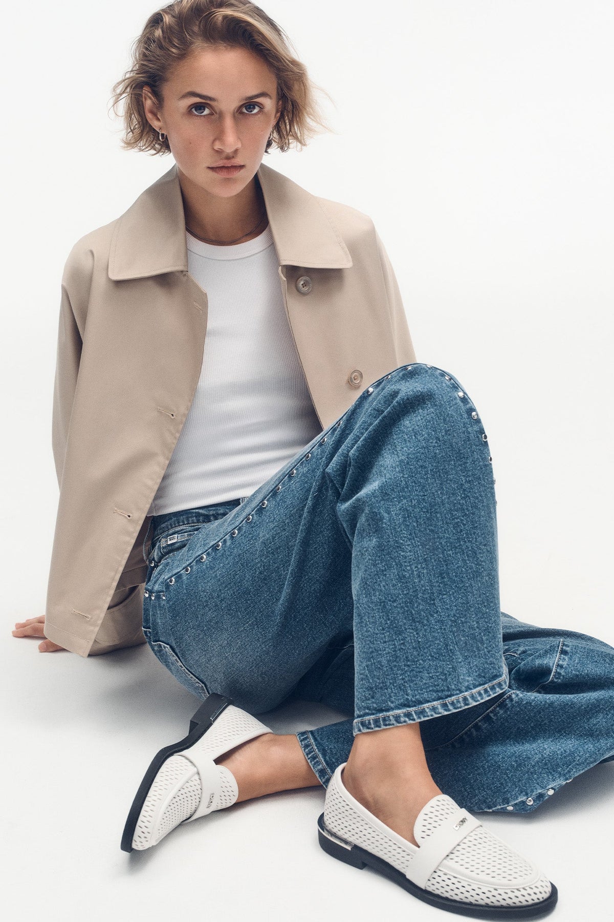 REZZI LOAFER White | DKNY