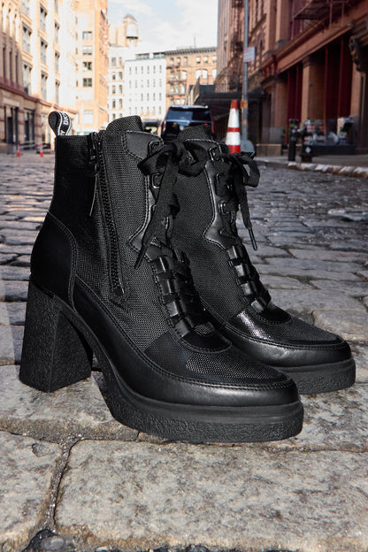 TOIA LACE-UP BOOTIE Black | DKNY
