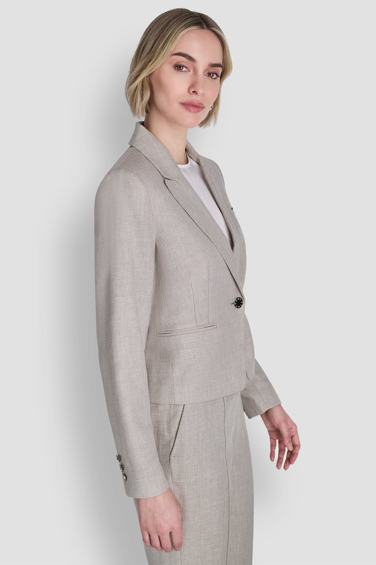 CROPPED SINGLE BUTTON BLAZER Pebble/White | DKNY