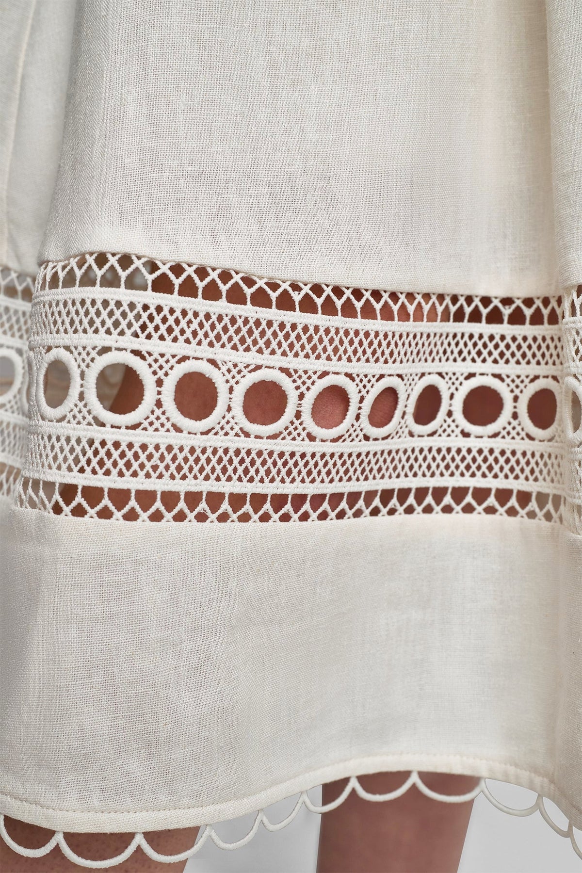 LINEN-BLEND LACE-TRIMMED MIDI DRESS Coconut | DKNY
