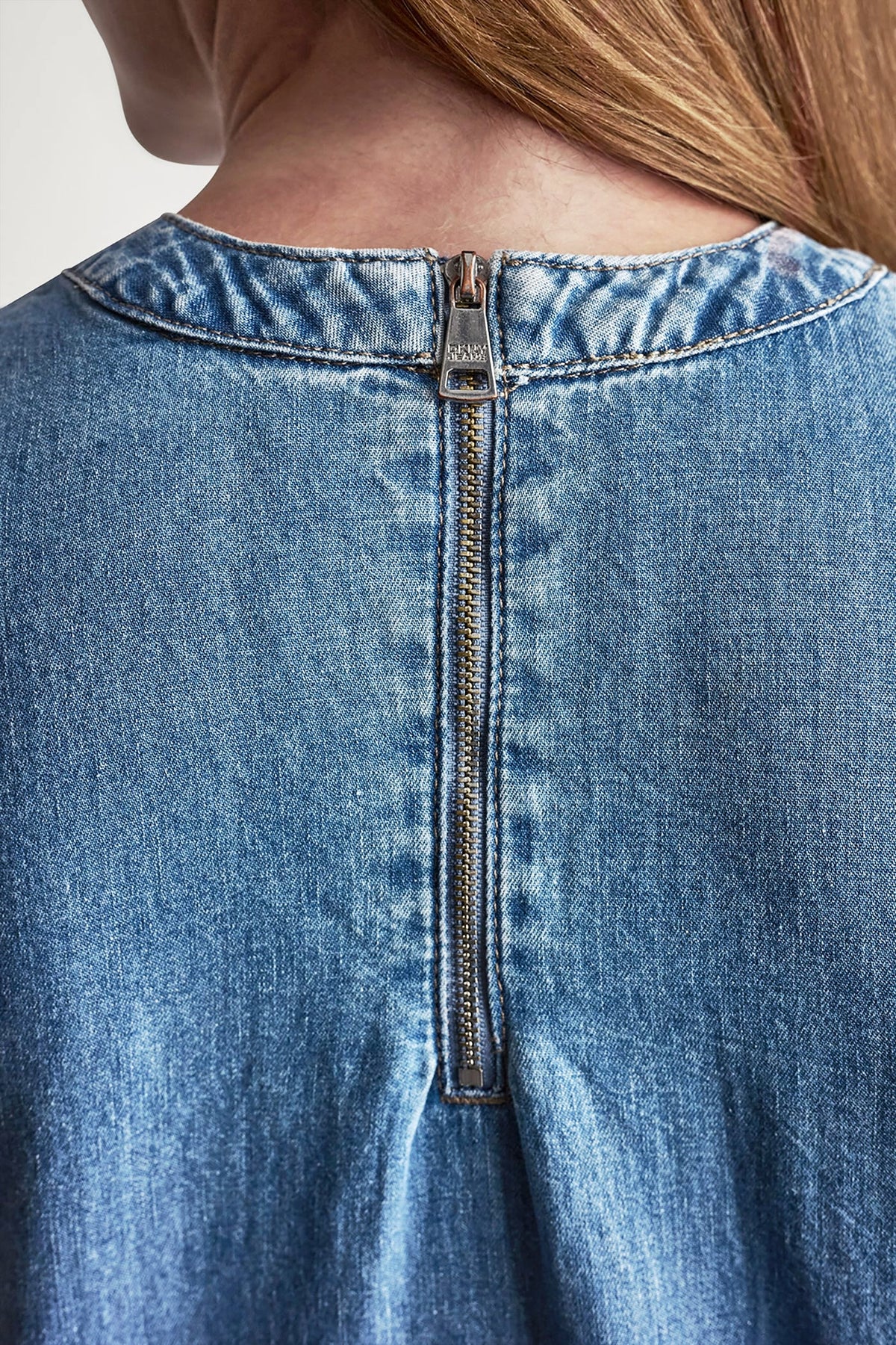 SLEEVELESS DENIM TOP Paladino | DKNY