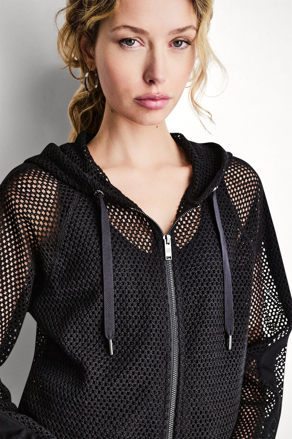 MESH LOGO ZIP-UP HOODIE Black | DKNY