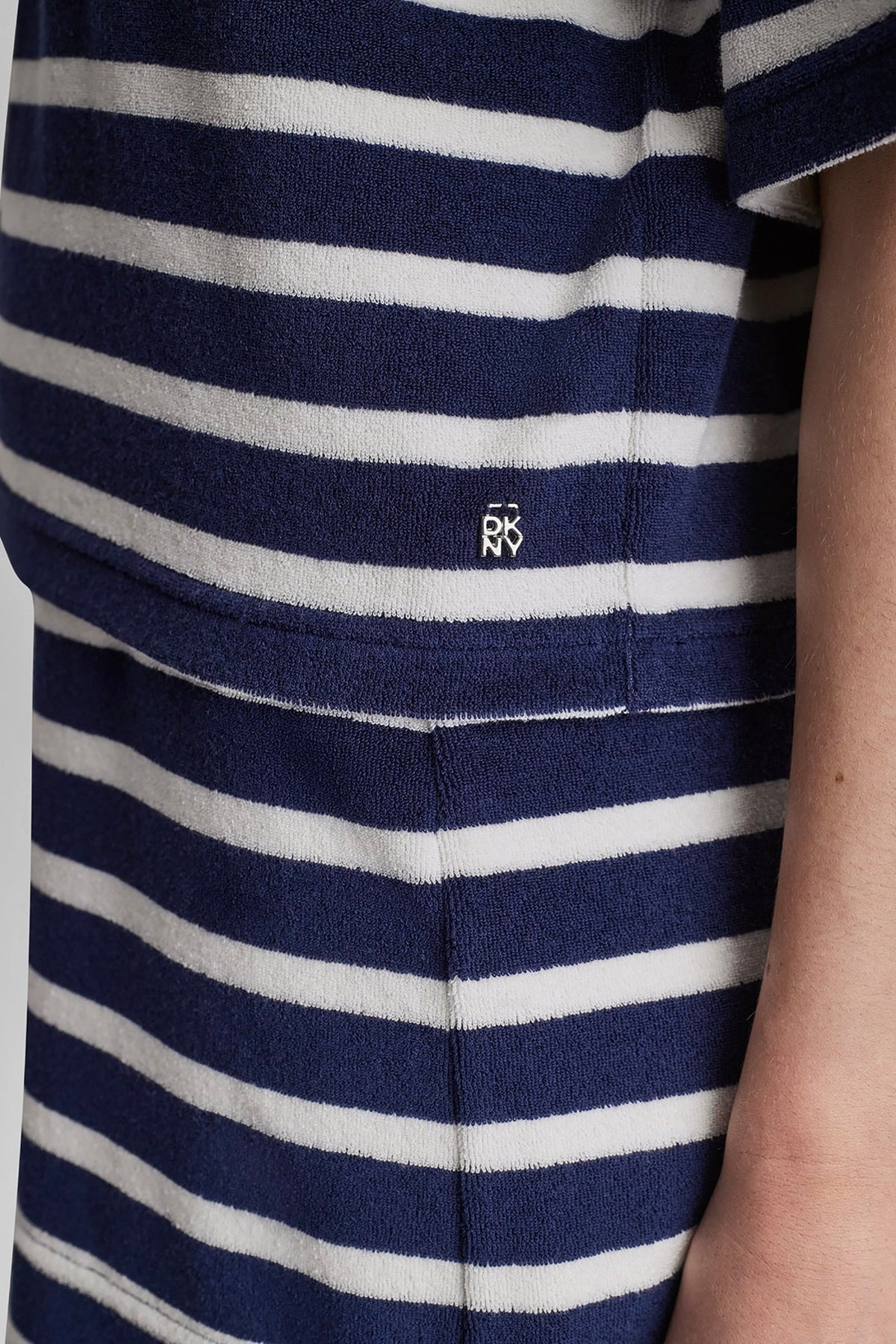 TOWELLING TERRY STRIPE BOXY POLO Travertine/Eggnog | DKNY