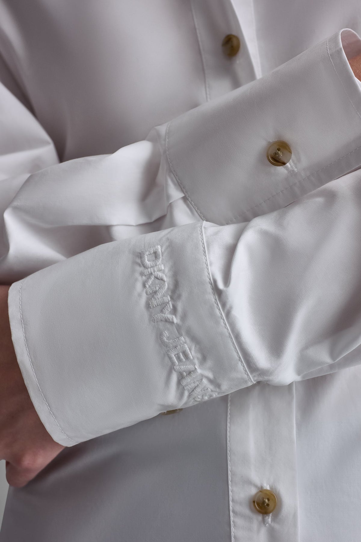 POPLIN CUTOUT TIE BACK SHIRT White | DKNY