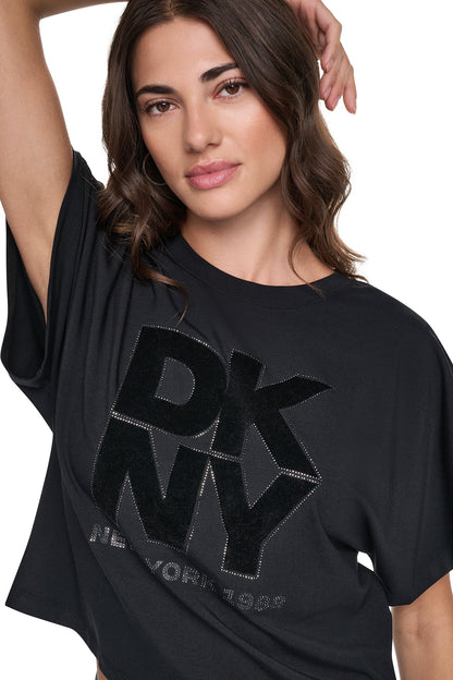 FLOCKED LOGO TEE White | DKNY