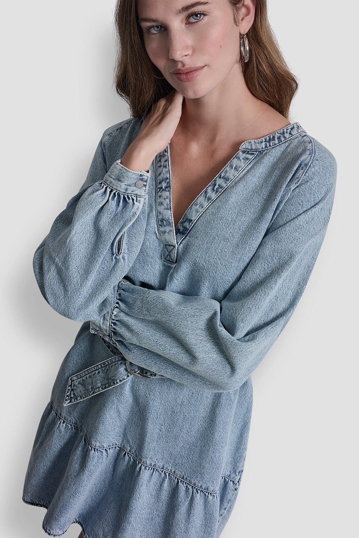 BELTED DENIM V-NECK DRESS Reflection | DKNY