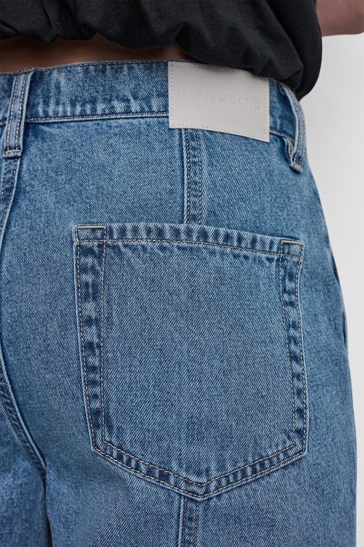 HIGH-RISE WIDE-LEG UTILITY ANKLE JEAN Waterfall | DKNY