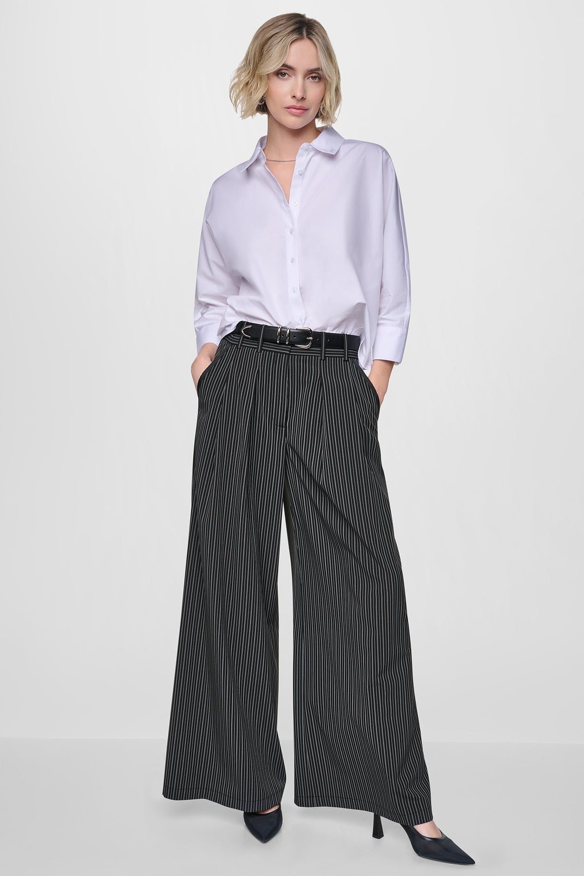 PINSTRIPE PLEATED STRAIGHT LEG COMMUTER PANT Black/Ivory | DKNY