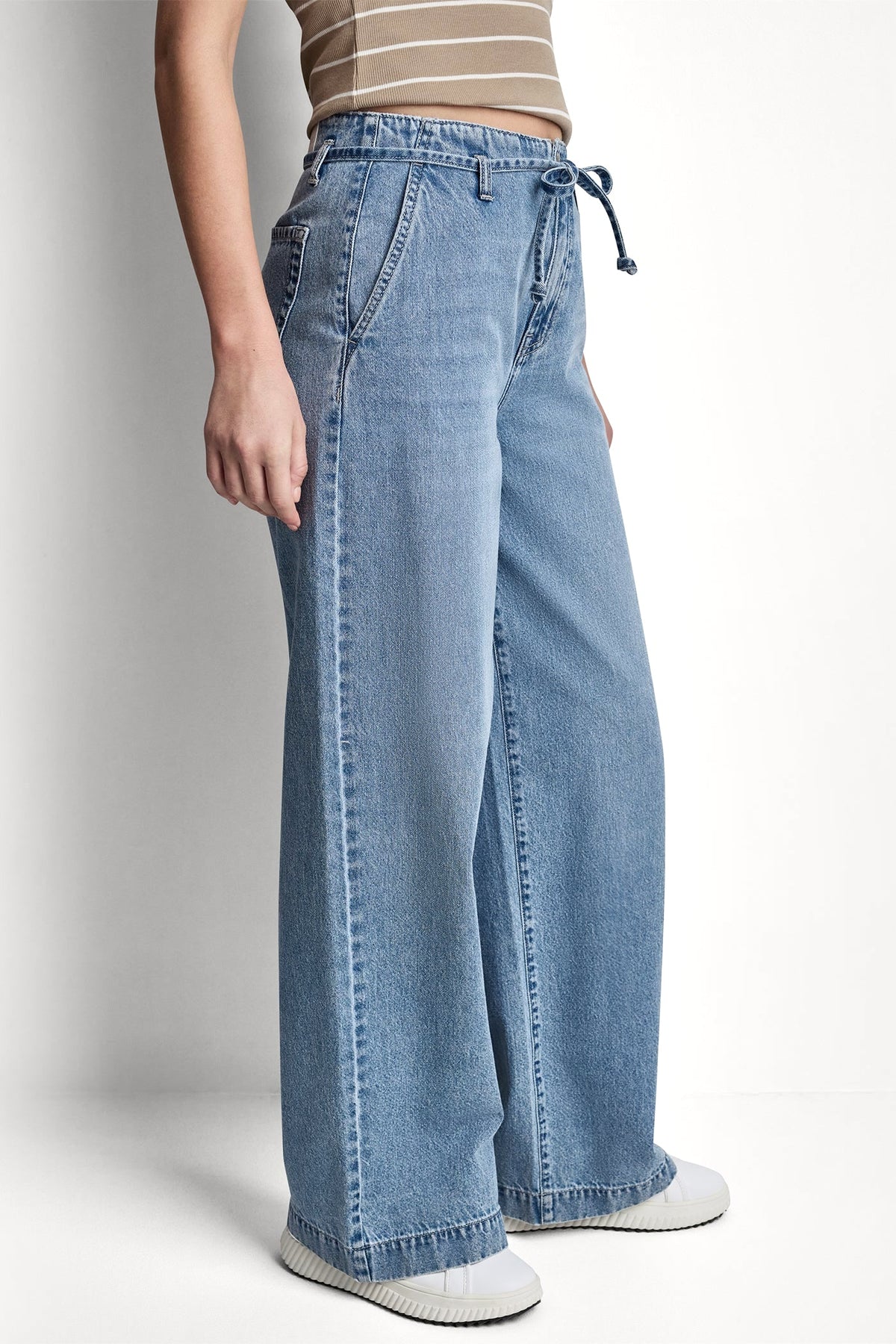 HIGH-RISE WIDE LEG JEAN Eden | DKNY