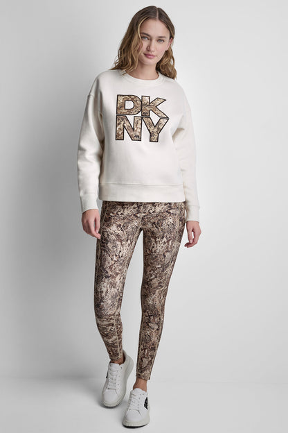 SNAKE PRINT LOGO SWEATSHIRT Eggnog/Serpent Chest | DKNY
