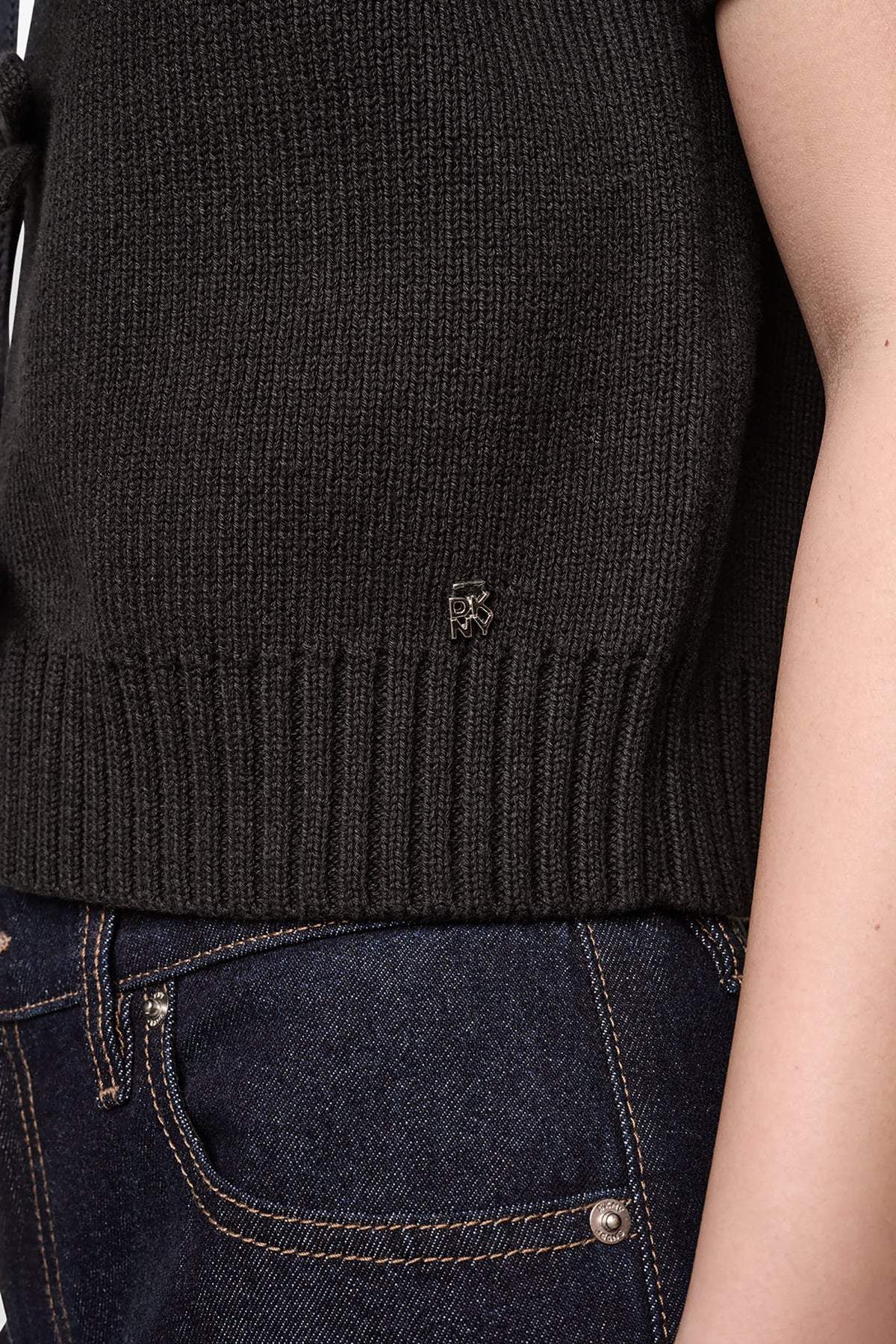 SHORT SLEEVE TIE FRONT POLO SWEATER Black | DKNY